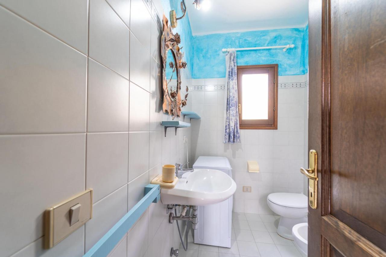 Iss Travel, Villa Fiorita - 800 M From La Cinta Beach San Teodoro  Eksteriør billede